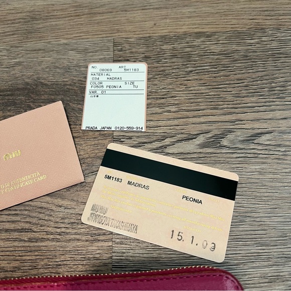 Miu Miu Madras long zip-around wallet in peonia pink goatskin leather barbiecore - Picture 2 of 13